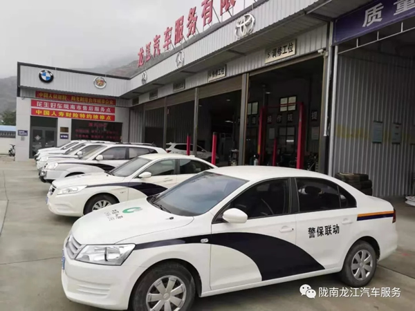 金錘鈑金，銀槍噴漆！龍江汽修值得信賴！